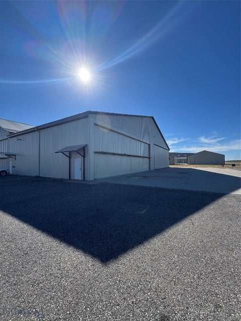 Photo of EU 2 Gallatin Field Airport, Belgrade, MT 59714 (MLS # 415648)