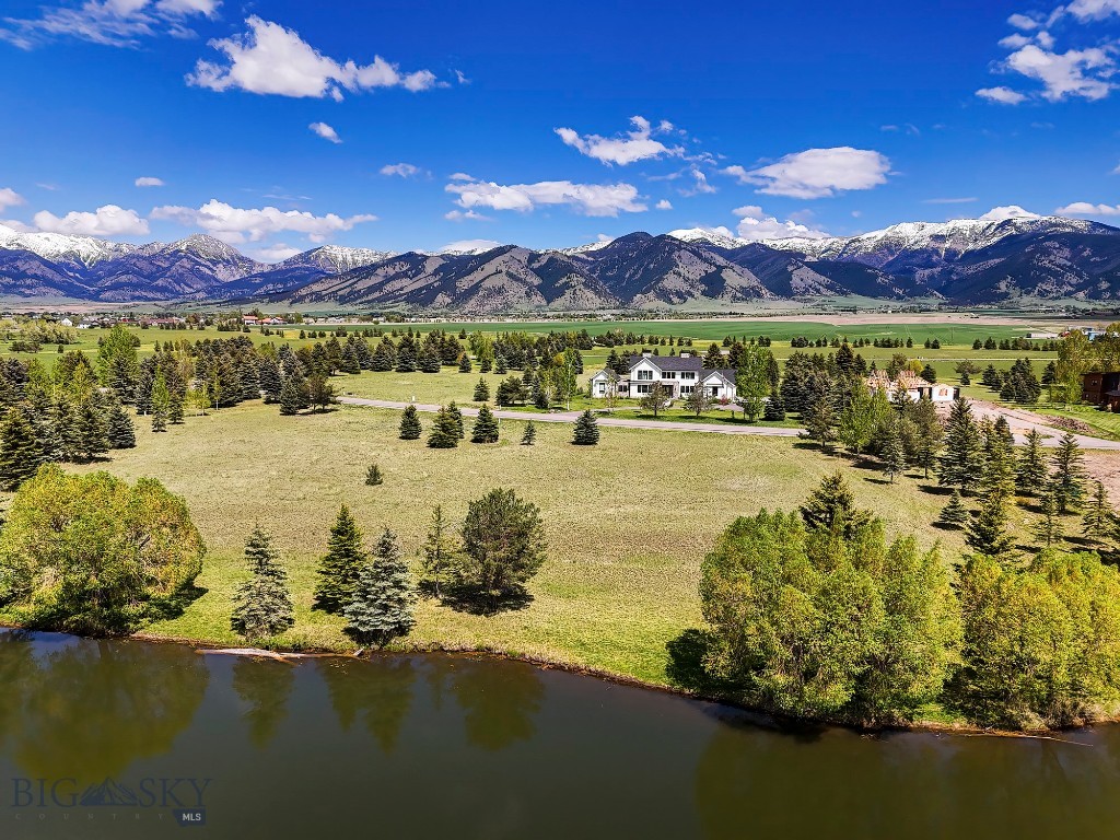 Bridger Lake Meadows - Land
