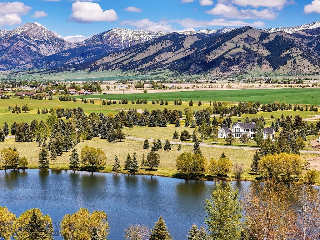 Bridger Lake Meadows - Land