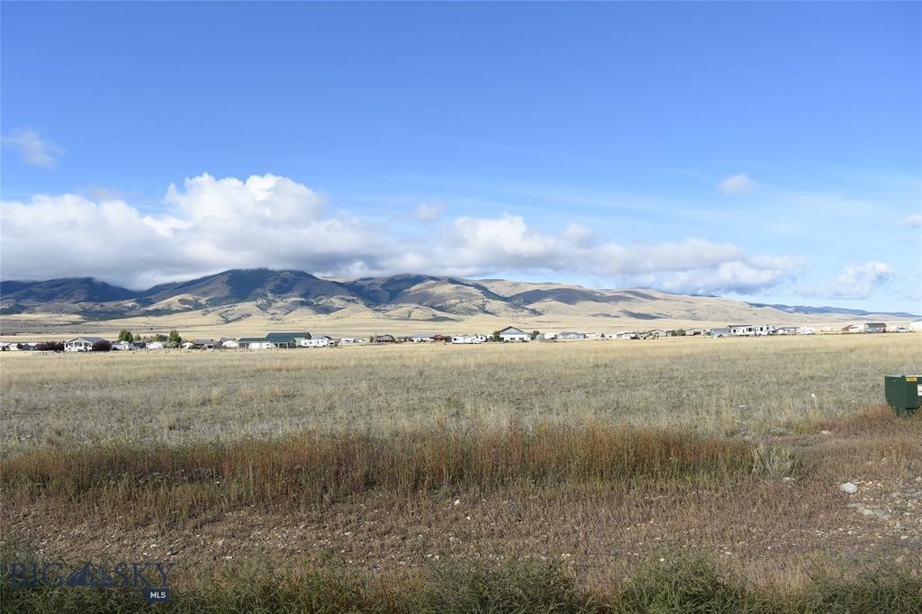 Silo Acres - Land