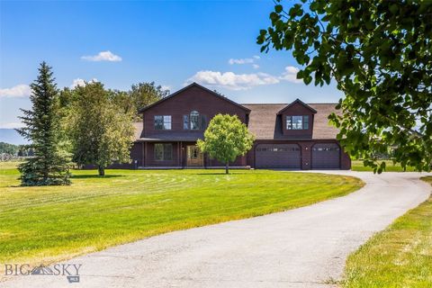 Photo of 164 Wapiti Way Way, Bozeman, MT 59718 (MLS # 403057)
