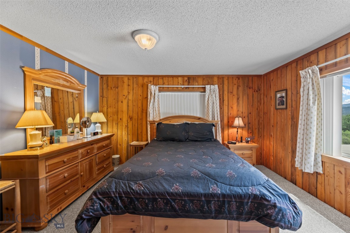 Quinn Creek Properties - Residential