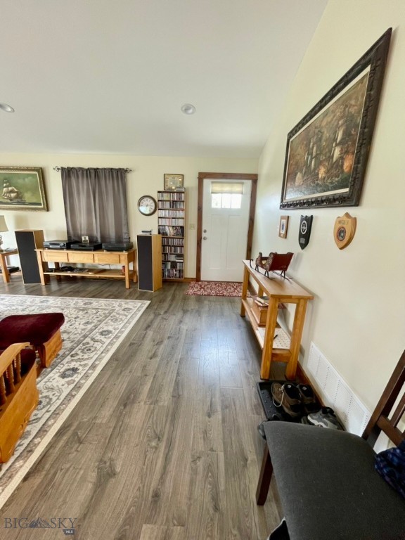 121 Ridge Court