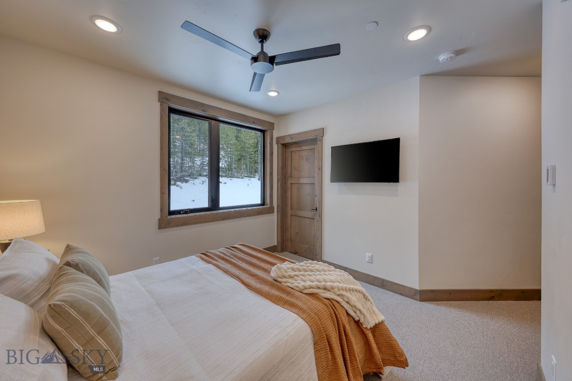 Mountain Lake Condos - Residential