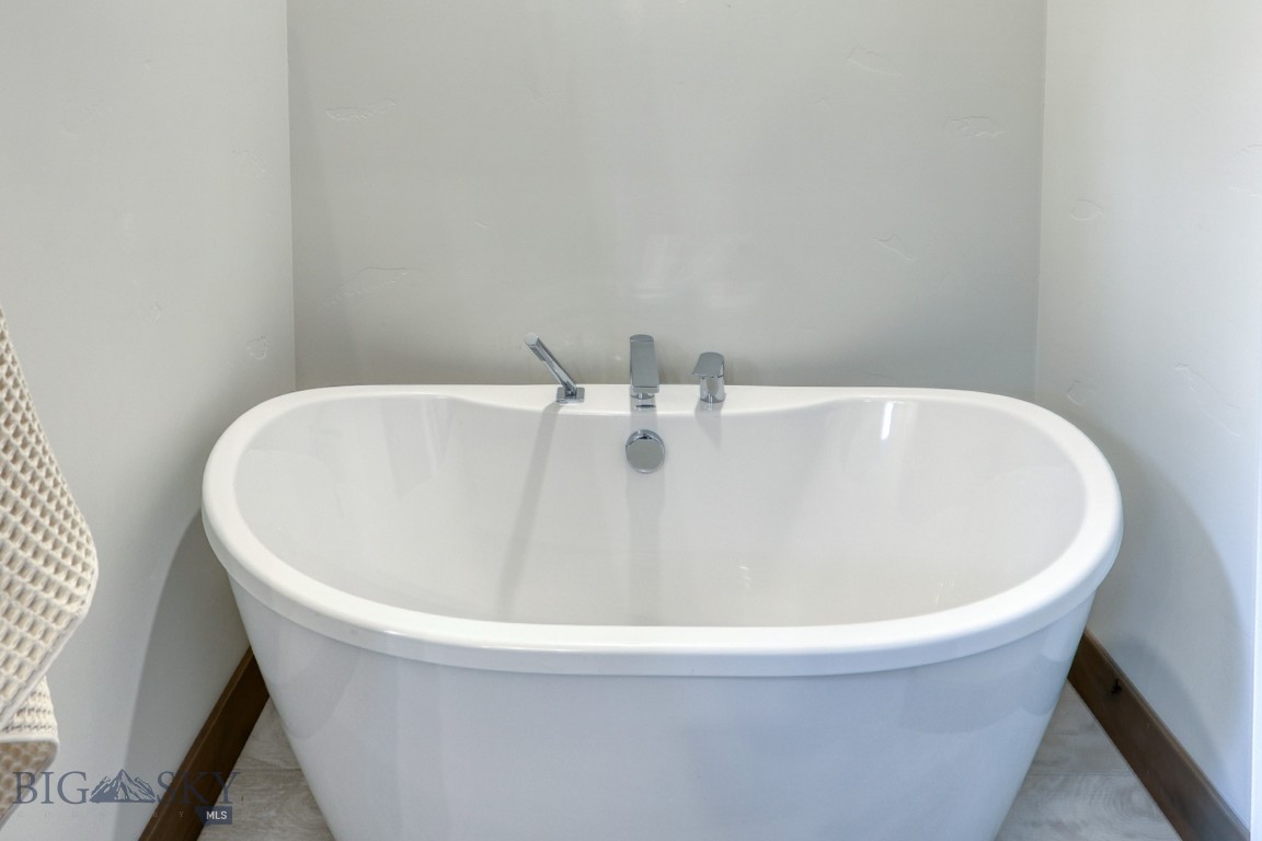 Mountain Lake Condos - Residential