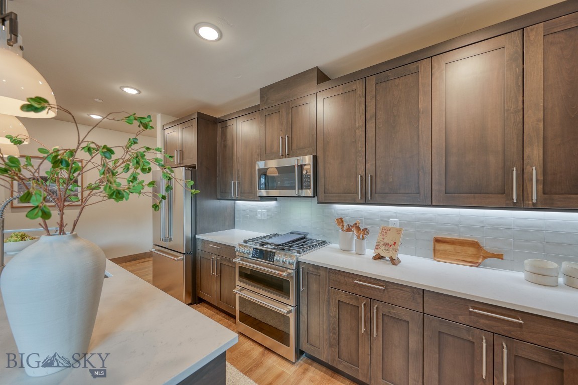 Mountain Lake Condos - Residential