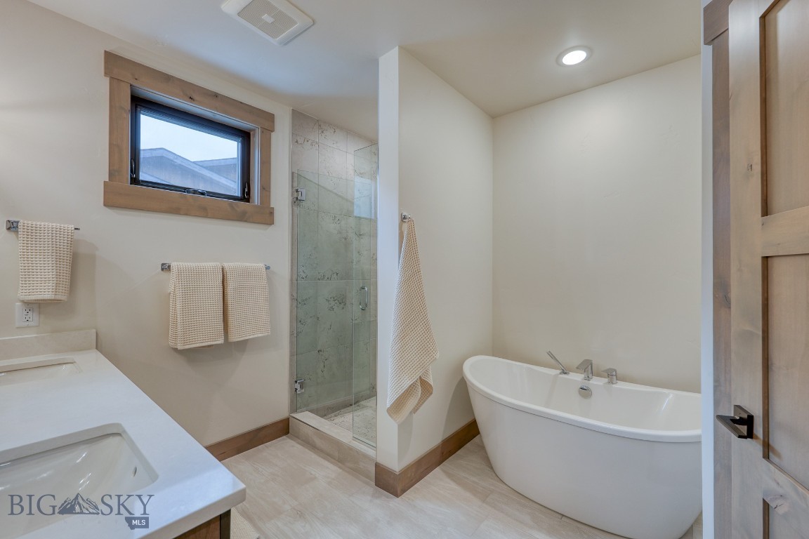 Mountain Lake Condos - Residential