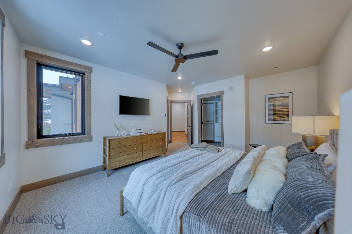 Mountain Lake Condos - Residential