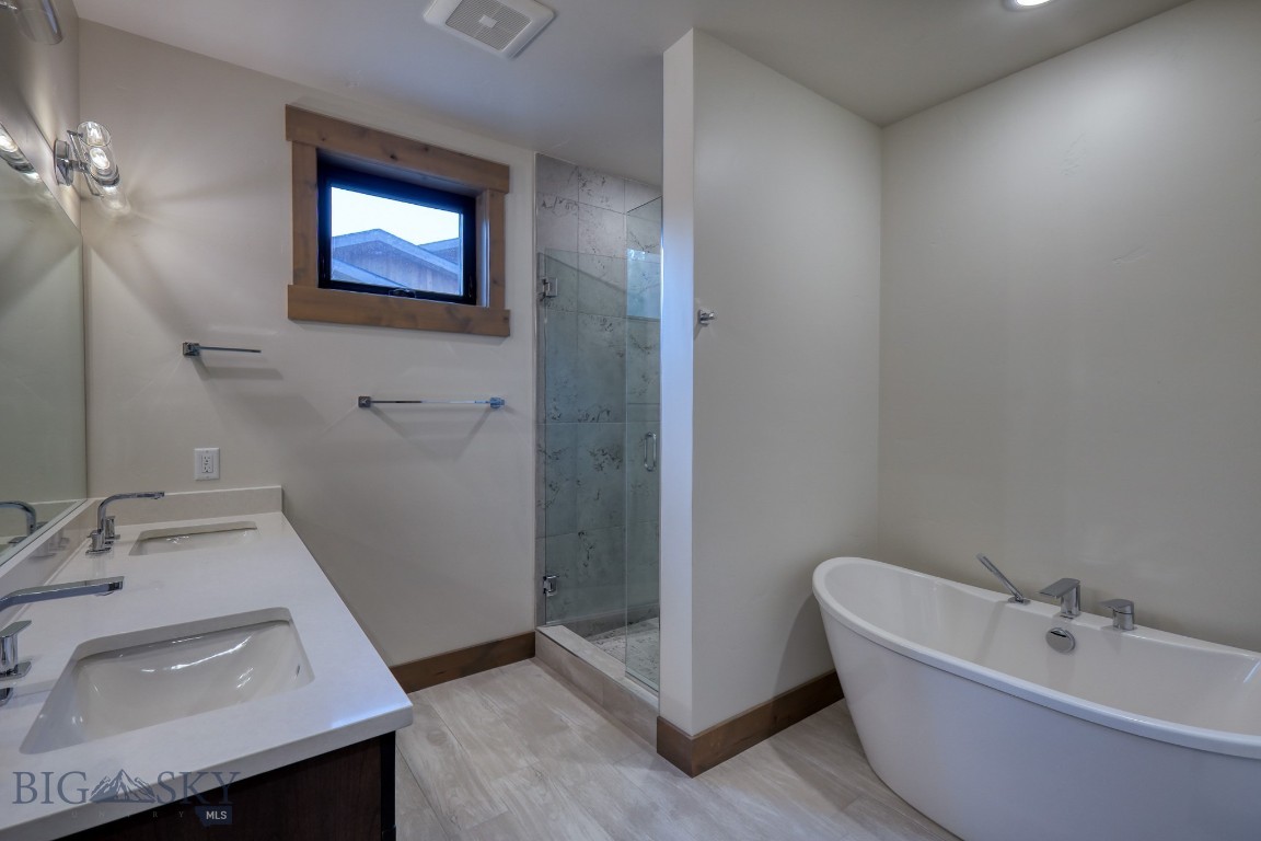 Mountain Lake Condos - Residential
