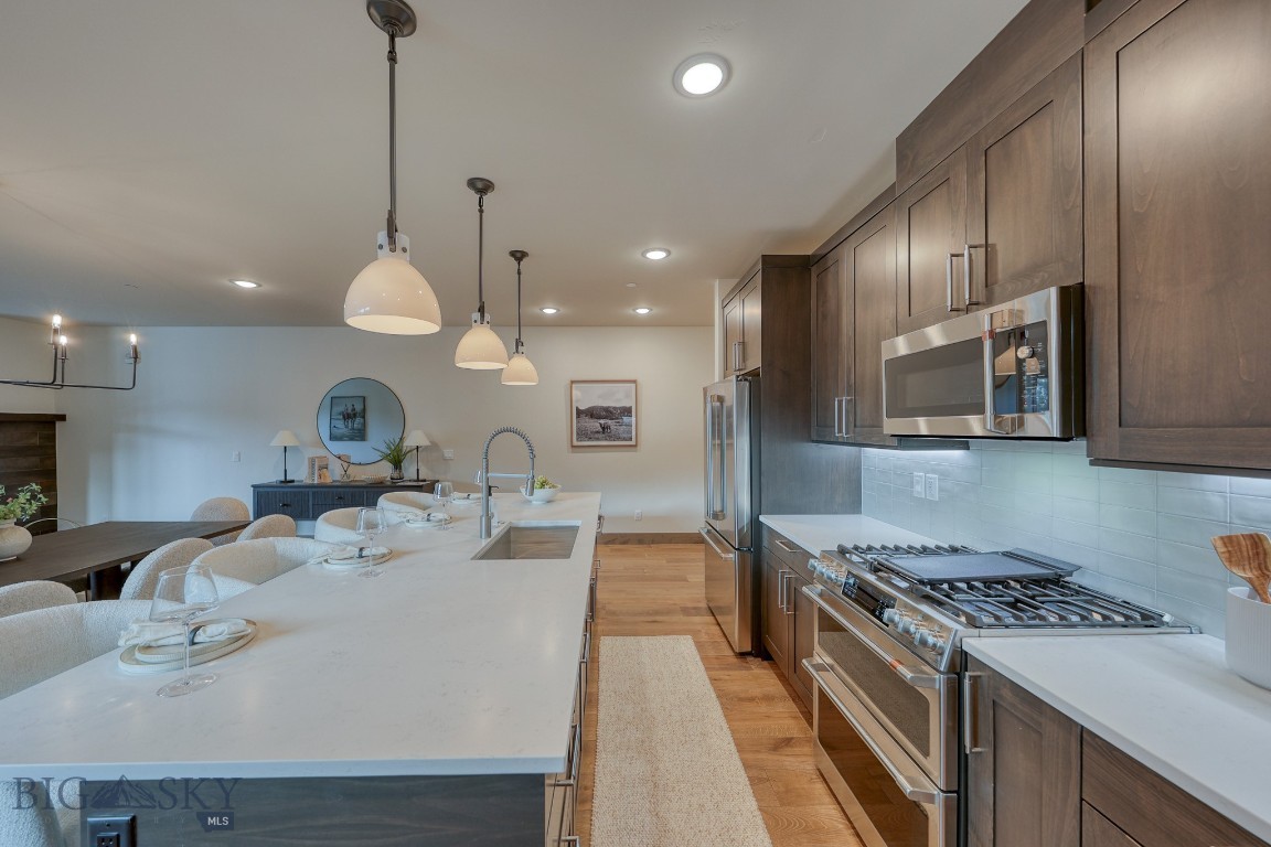 Mountain Lake Condos - Residential