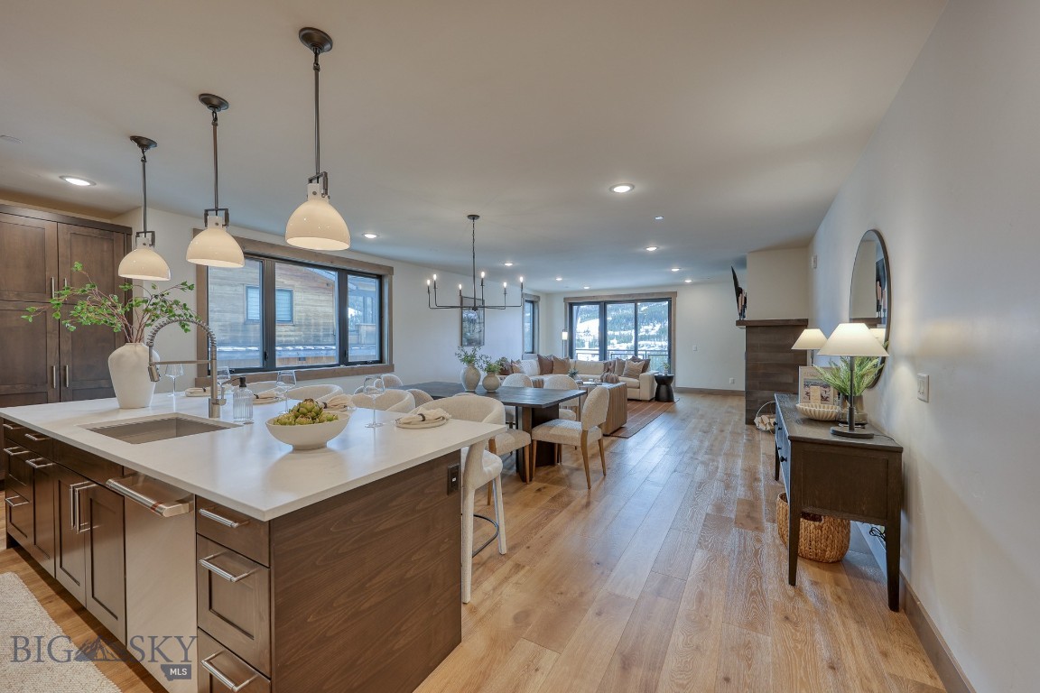 Mountain Lake Condos - Residential