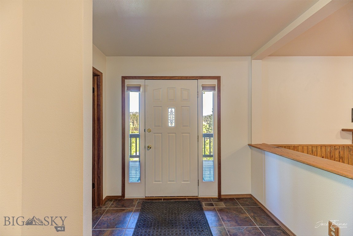 854 State Highway 282