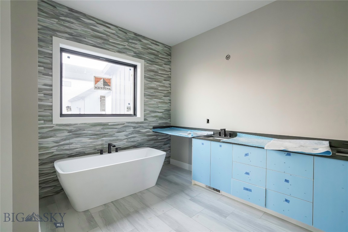 Creekside Meadows - Residential