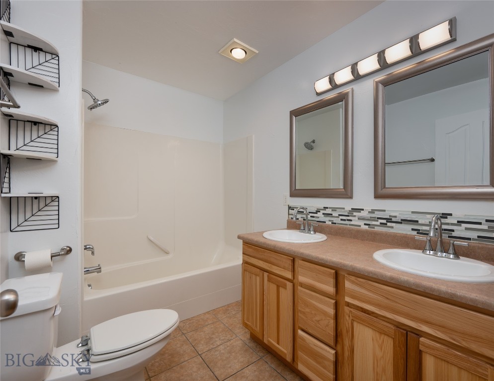 Emerald Park Condos - Residential