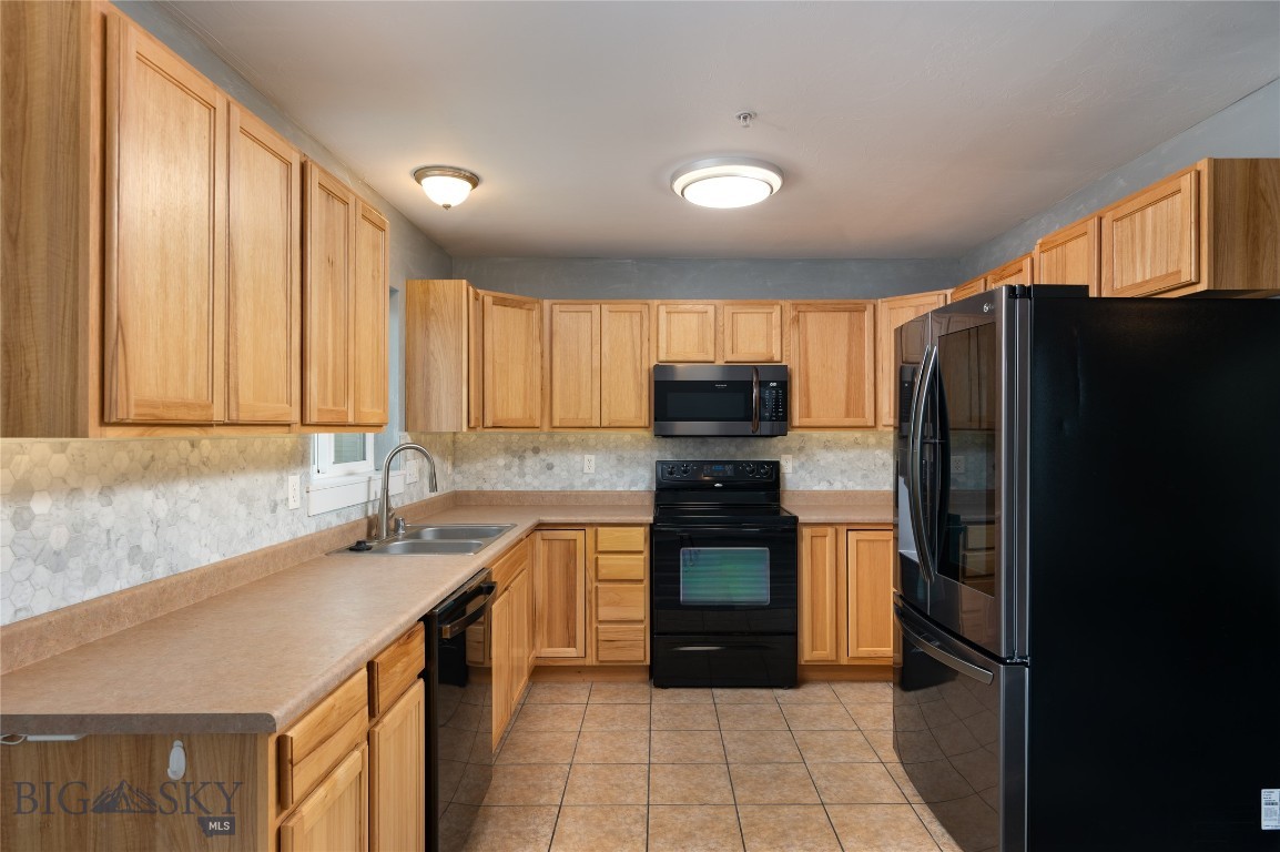 Emerald Park Condos - Residential