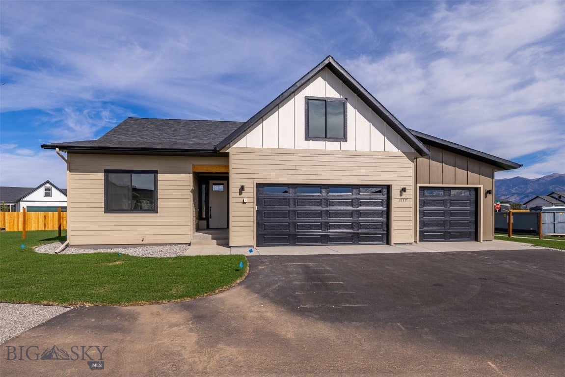 1117 Falcon Ridge Boulevard