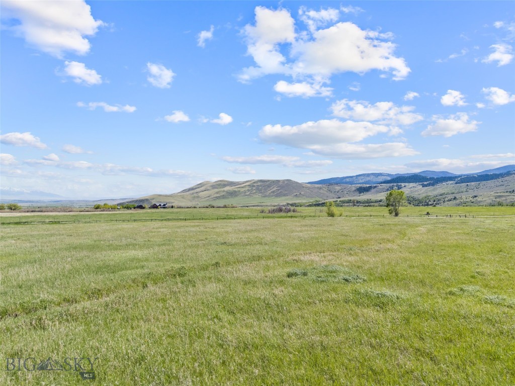 Shining Mountain West - Land