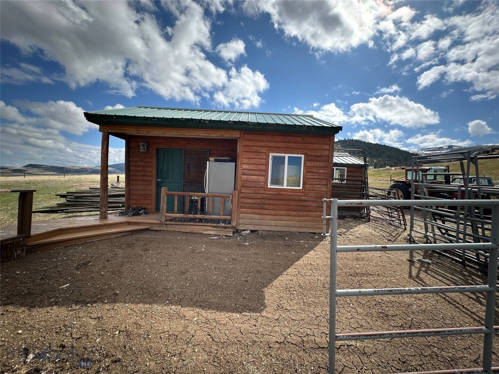 14 Sidehill Trail
