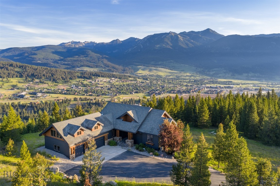 285 Majestic Peaks