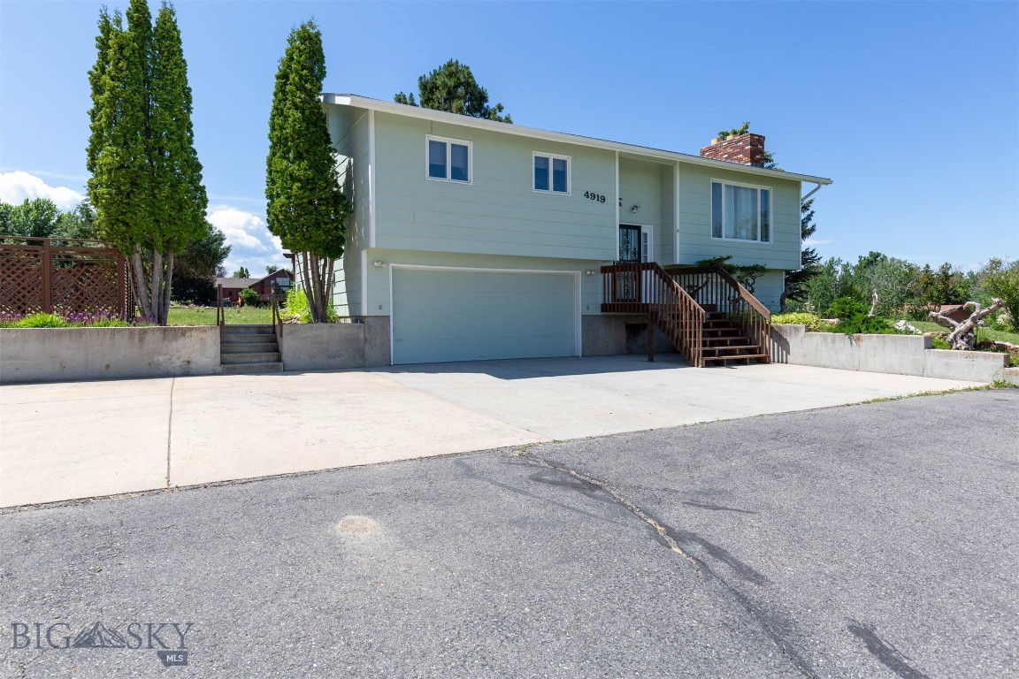4919 Itana Circle