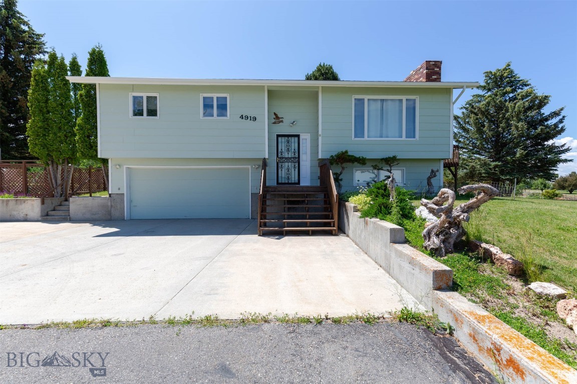 4919 Itana Circle