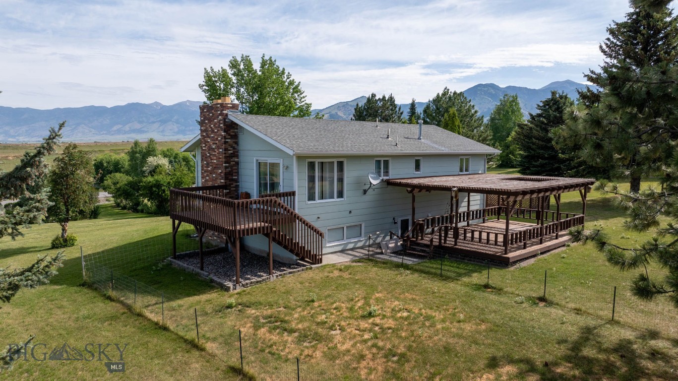 4919 Itana Circle