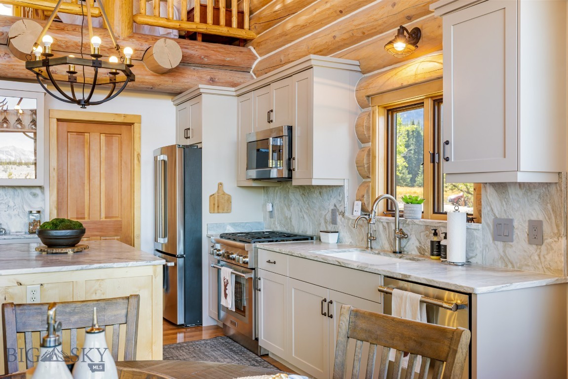 Beaver Creek Road - Residential