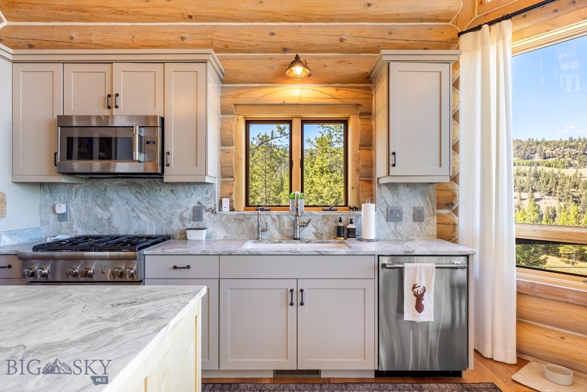 Beaver Creek Road - Residential