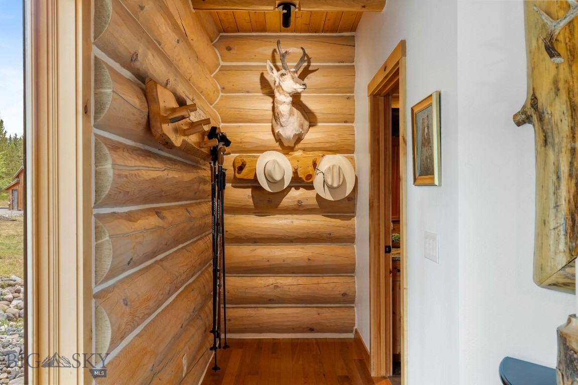 Beaver Creek Road - Residential