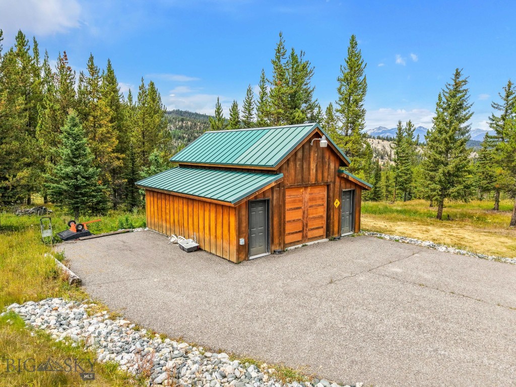 Beaver Creek Road - Residential