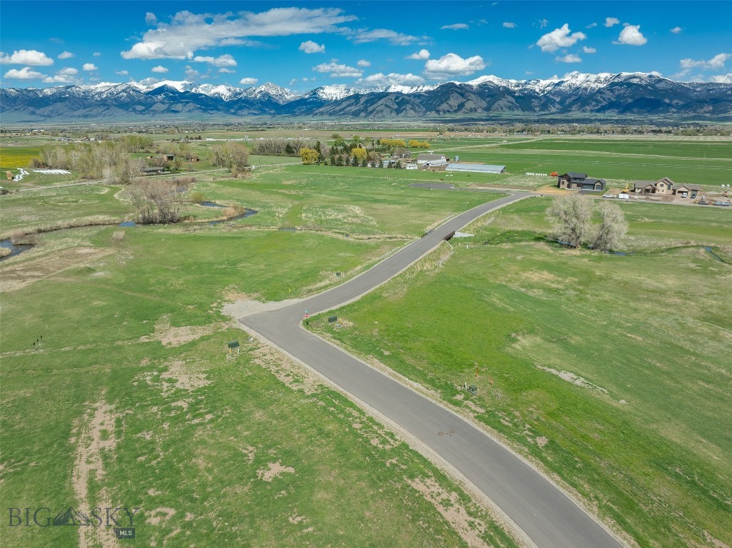 Bridger Shadows West - Land