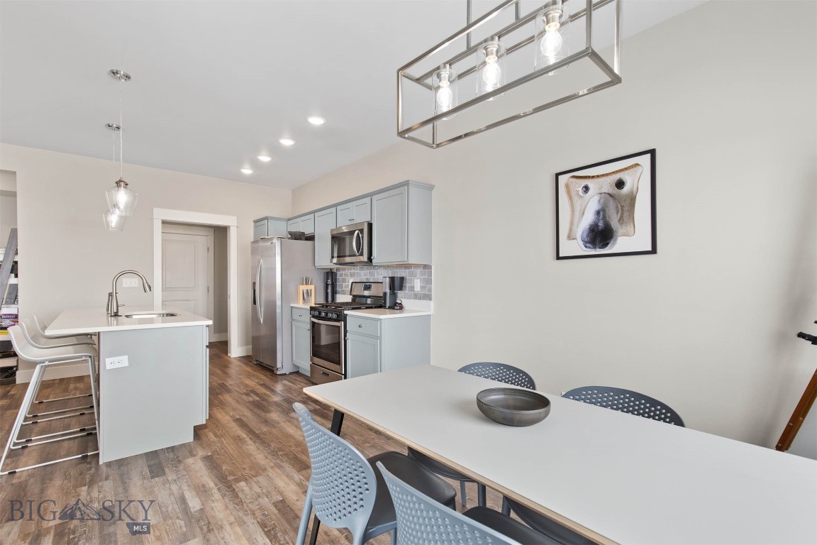 Bozeman, Montana 59718, United States, 3 Bedrooms Bedrooms, ,2 BathroomsBathrooms,Residential,Active,152559