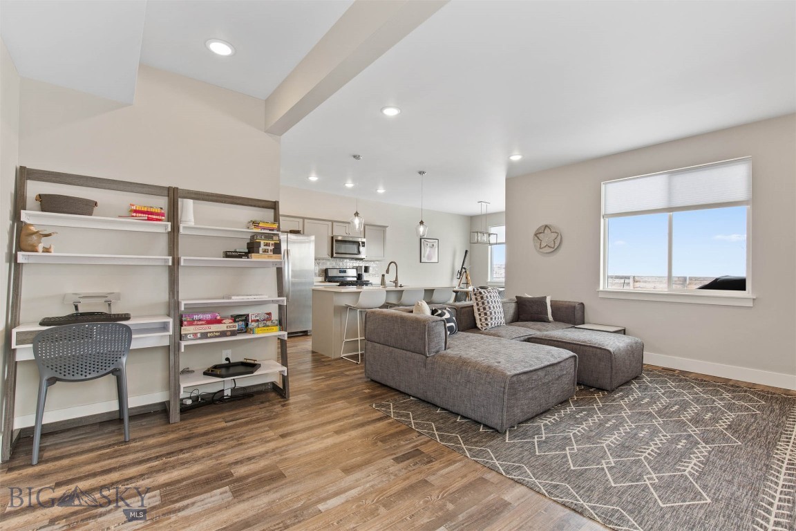 Bozeman, Montana 59718, United States, 3 Bedrooms Bedrooms, ,2 BathroomsBathrooms,Residential,Active,152559