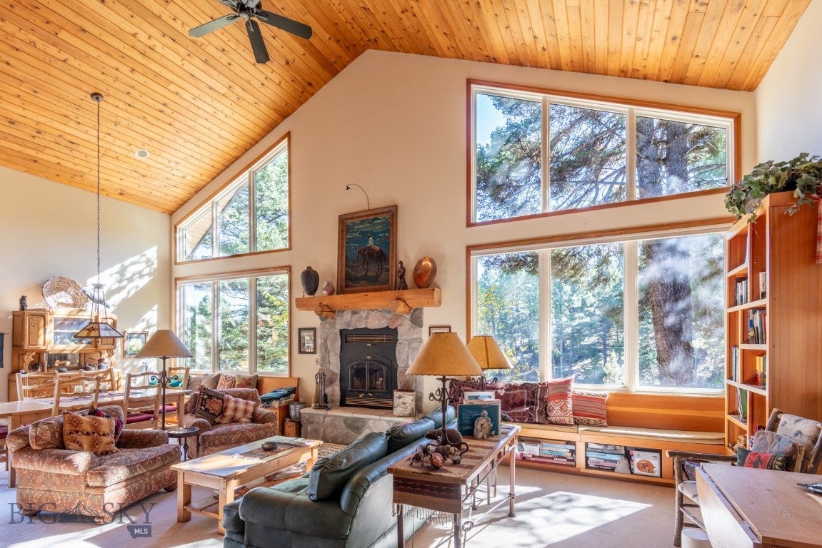 2220 Janney Road