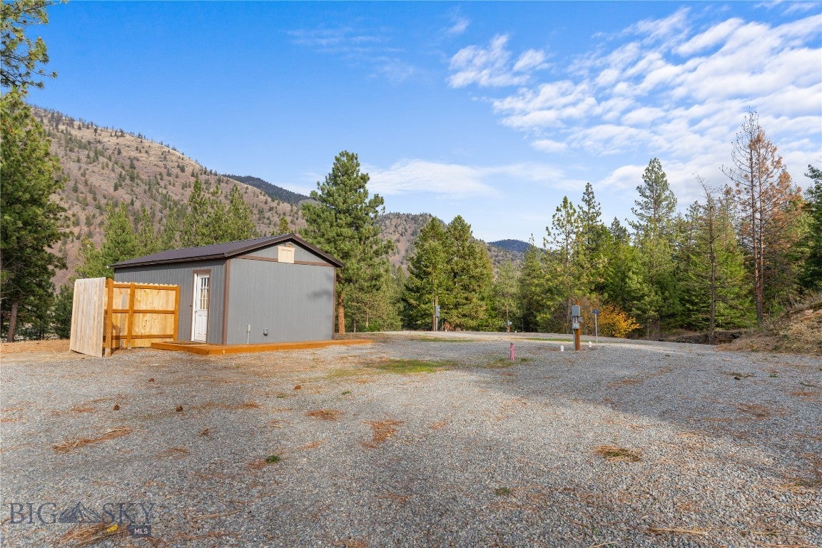 8596 Mt Highway 200