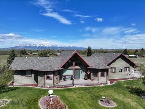25 Indian Rings Rd, Big Timber, MT 59011 - #: 392251