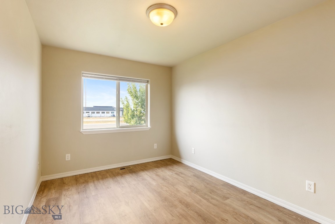 Belgrade, Montana 59714, United States, 3 Bedrooms Bedrooms, ,3 BathroomsBathrooms,Residential,Pending,208539