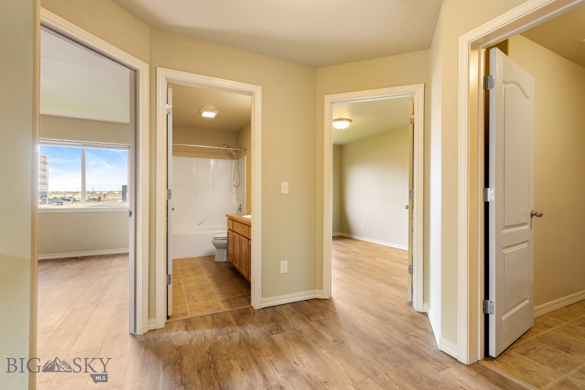 Belgrade, Montana 59714, United States, 3 Bedrooms Bedrooms, ,3 BathroomsBathrooms,Residential,Pending,208539