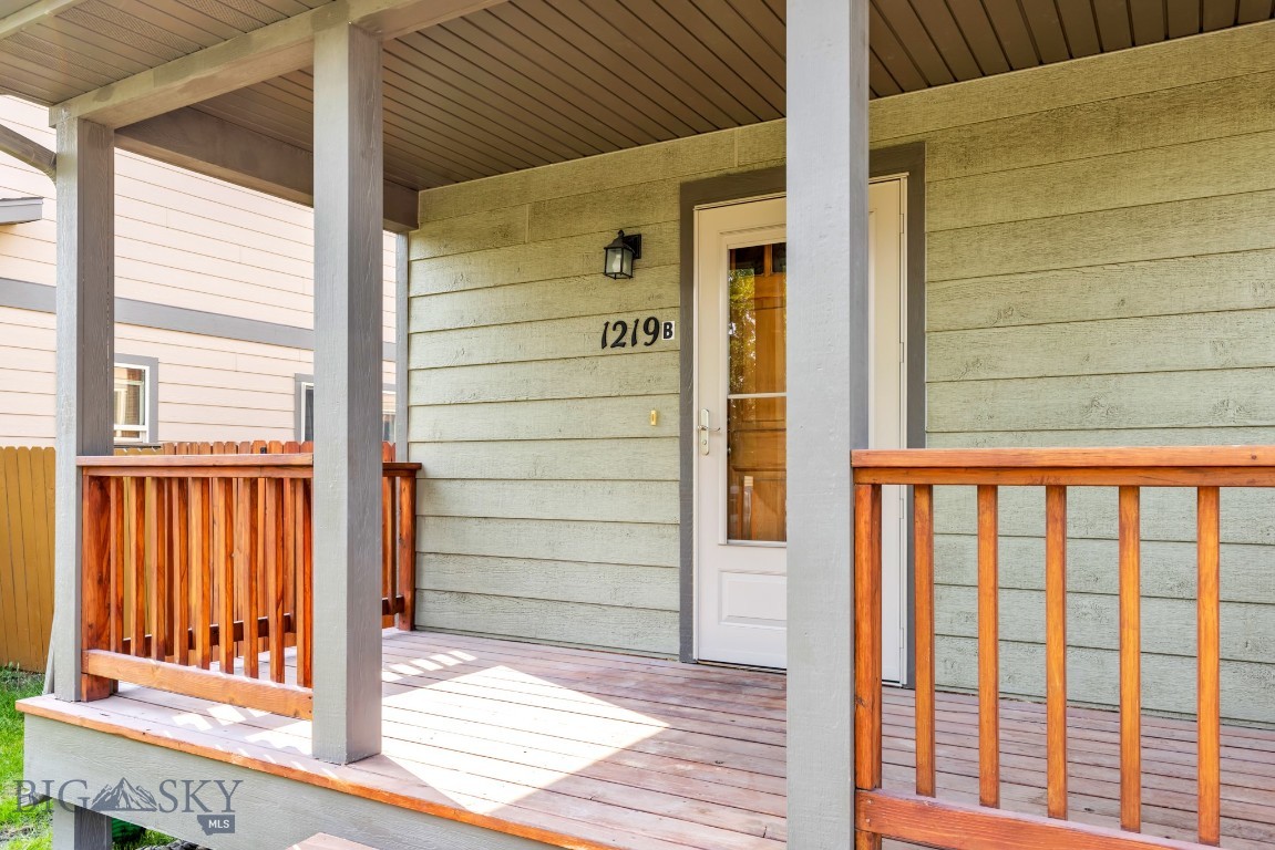 Belgrade, Montana 59714, United States, 3 Bedrooms Bedrooms, ,3 BathroomsBathrooms,Residential,Pending,208539