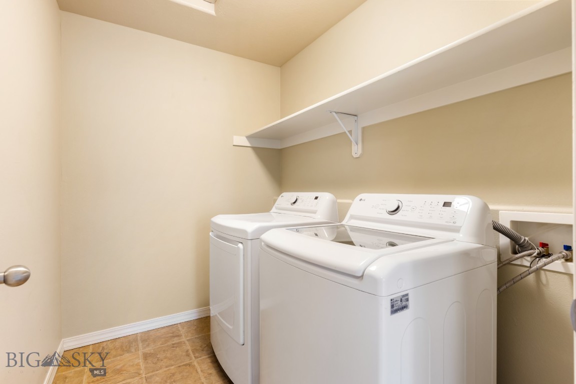 Belgrade, Montana 59714, United States, 3 Bedrooms Bedrooms, ,3 BathroomsBathrooms,Residential,Pending,208539