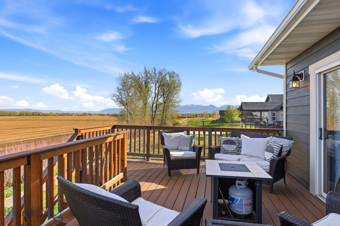 Middle Creek Parklands - Residential