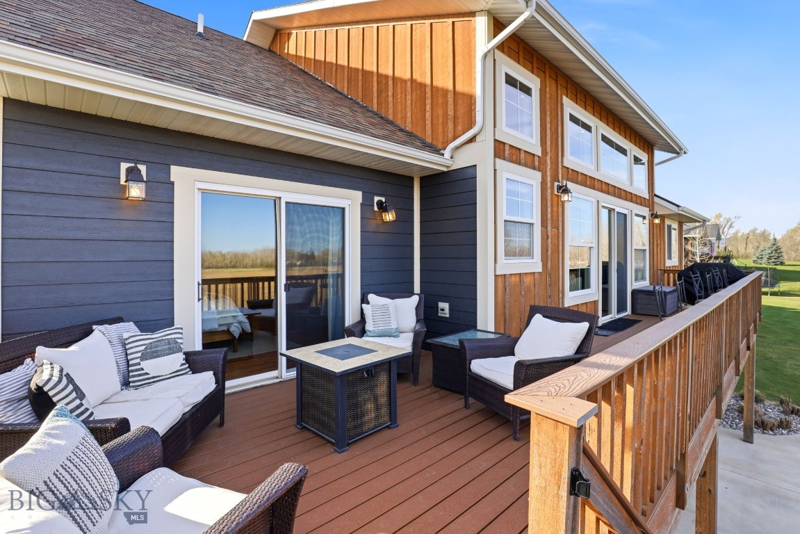 Middle Creek Parklands - Residential