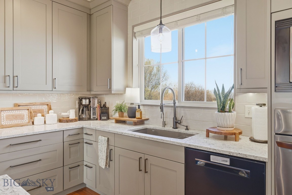 Middle Creek Parklands - Residential