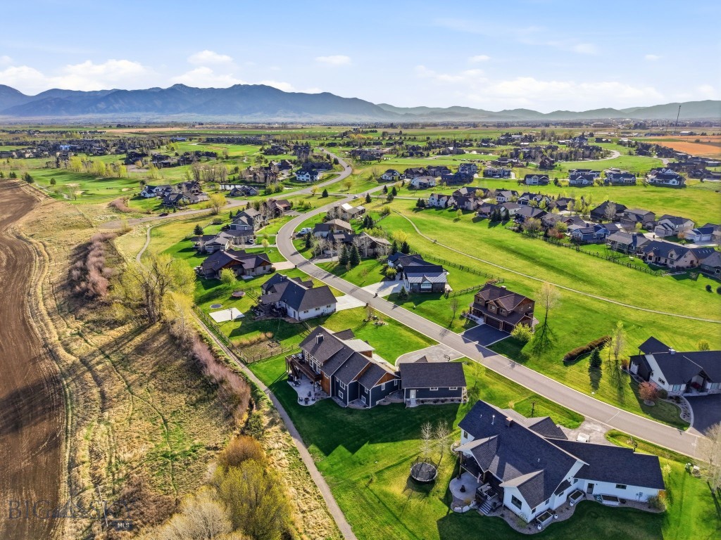 Middle Creek Parklands - Residential