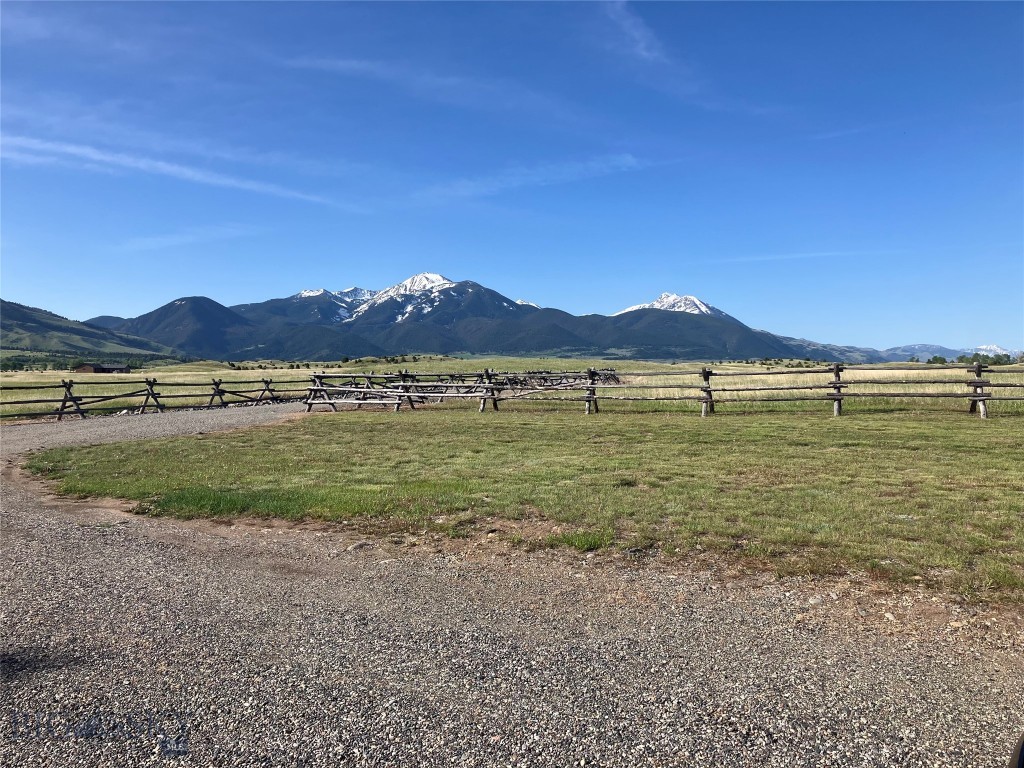 Elbow Creek - Residential