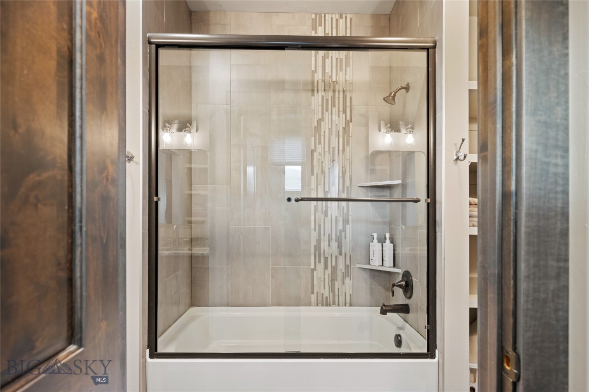 Middle Creek Parklands - Residential