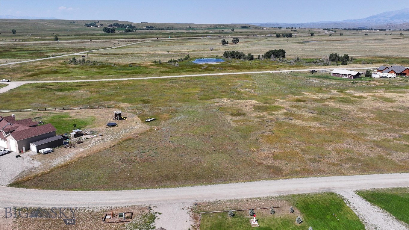 Yellowstone Meadows - Land