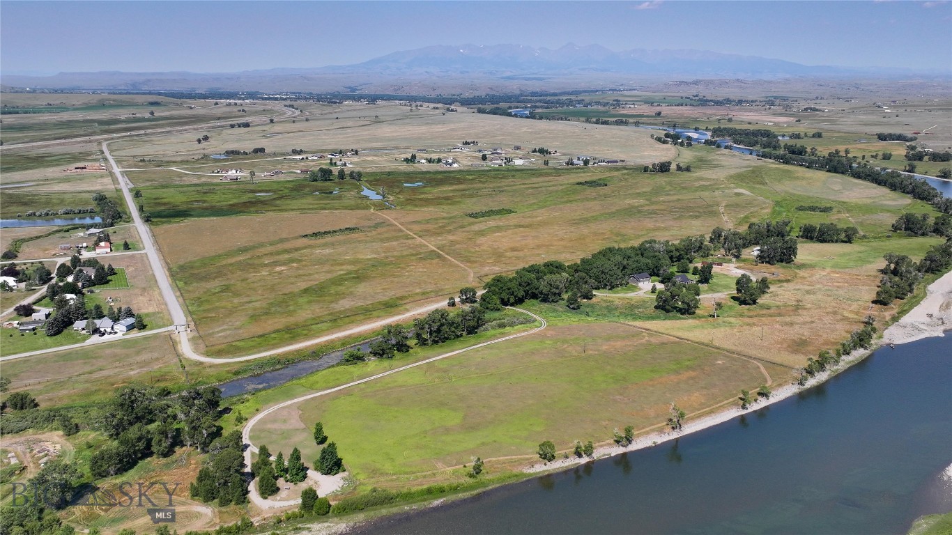 Yellowstone Meadows - Land