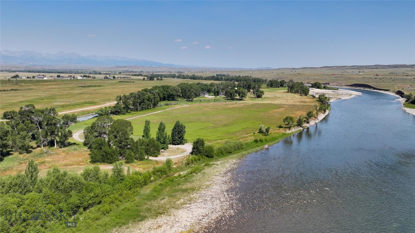 Yellowstone Meadows - Land