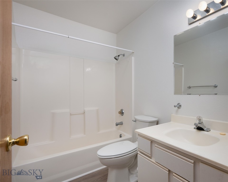 Parkway Plaza - Residential